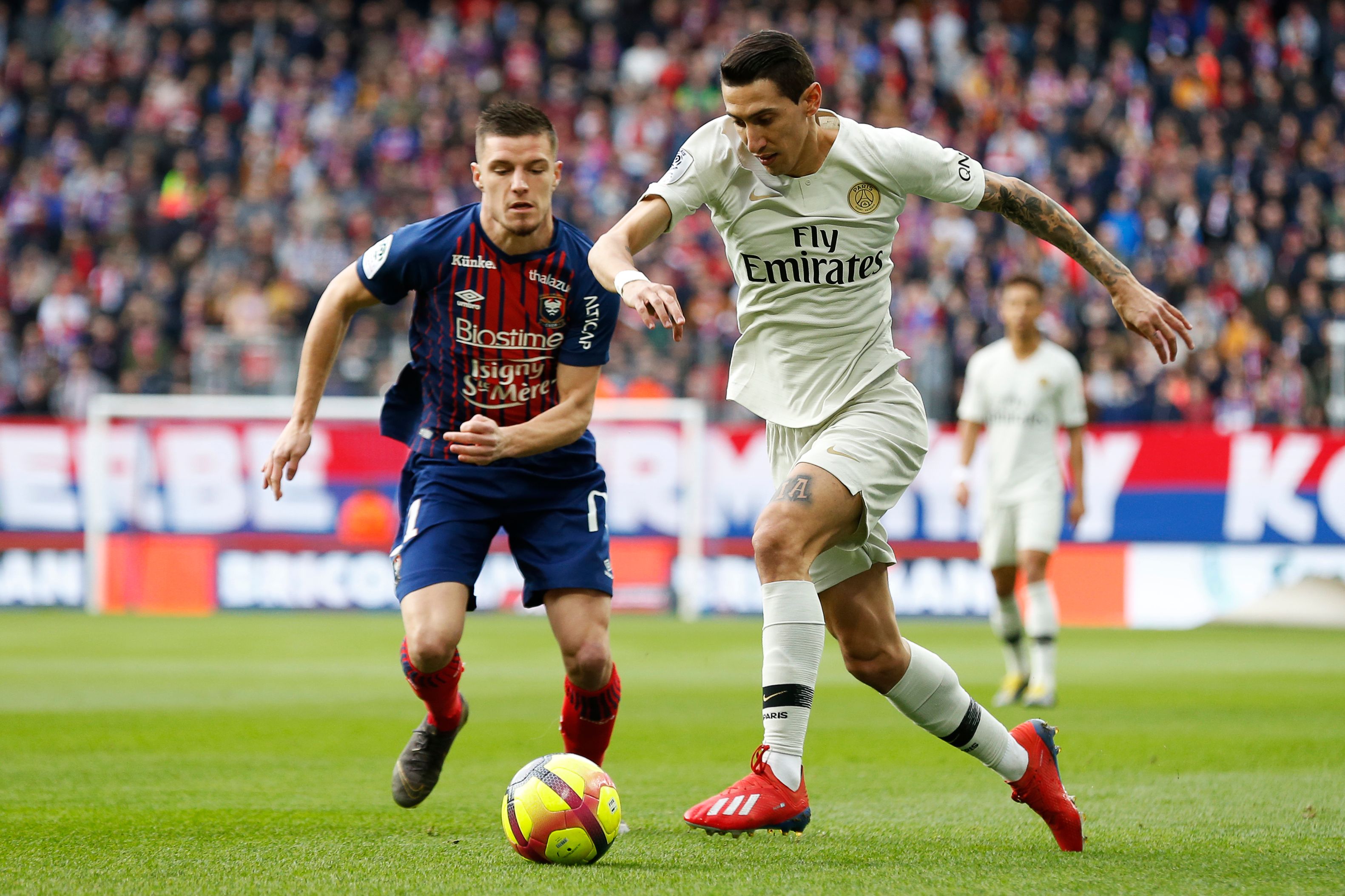 德天空：阿森纳多次考察法兰克福快马巴奥亚，红军热刺也有意（德天空称阿森纳多次考察法兰克福飞翼巴奥亚，利物浦和热刺也在关注）