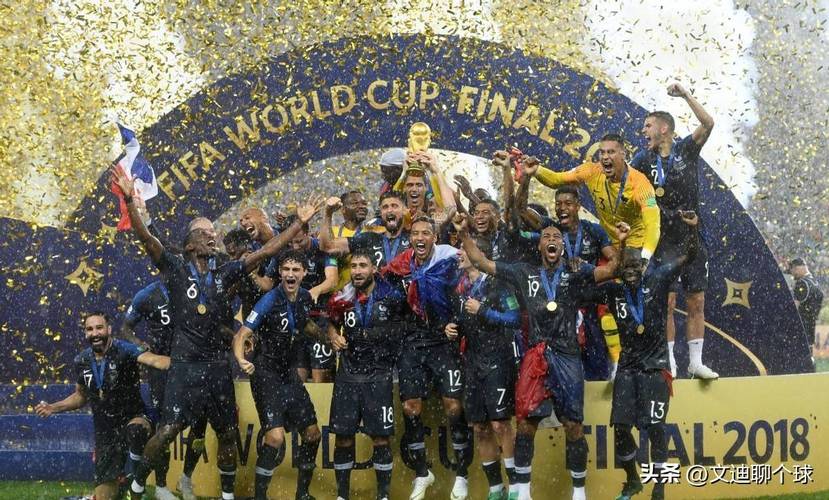 卡尔：我从凯恩、基米希等队友身上学到很多东西（卡尔：凯恩、基米希等队友让我受益匪浅）