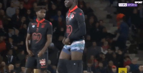 尼日利亚主帅：民主刚果在点球大战时使用巫师做法，胜之不武（尼日利亚主帅质疑民主刚果点球大战借＂巫术＂取胜，难言光明正大）