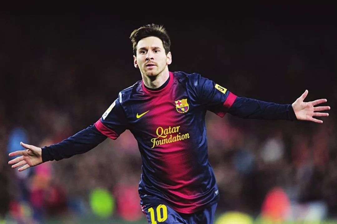 麦克托米奈：尤文很优秀，但那不勒斯得继续提升达到更高高度（麦克托米奈：尤文实力不俗，但那不勒斯还需不断进步攀上新高度）