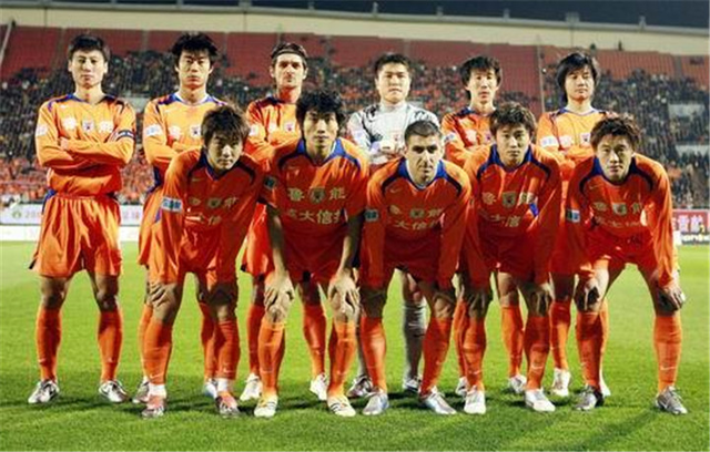 格瓦迪奥尔：我自己一个人住在曼市，足球对我来说就是一切（格瓦迪奥尔：独居曼彻斯特，足球是我生命的全部）