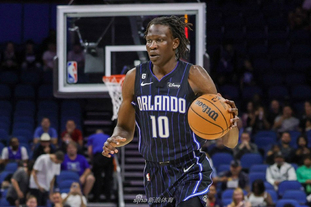 官方：云南玉昆与赵宇豪、徐宏杰完成续约（云南玉昆官宣：赵宇豪、徐宏杰续约达成）