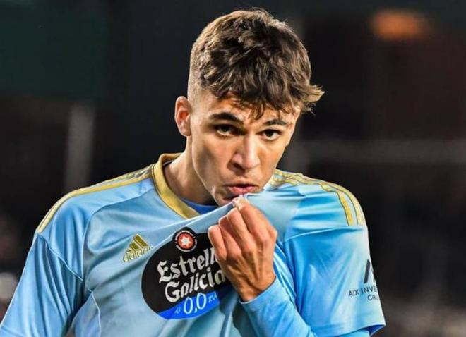 广东队在CBA俱乐部杯首战遭遇惨败，落后山西14分，外援表现不佳，失误频繁，防守被压制。（CBA俱乐部杯开门黑：广东队负于山西14分，外援低迷、失误频发，防守被动）