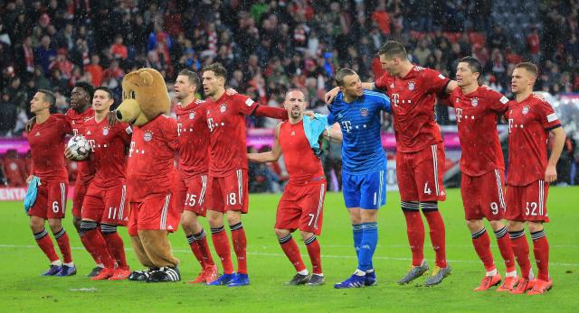 拜仁“小王子”卡尔的巨星之路 偶像梅西但不想和谁比较（拜仁“小王子”卡尔：逐梦巨星，以梅西为偶像却拒绝比较）